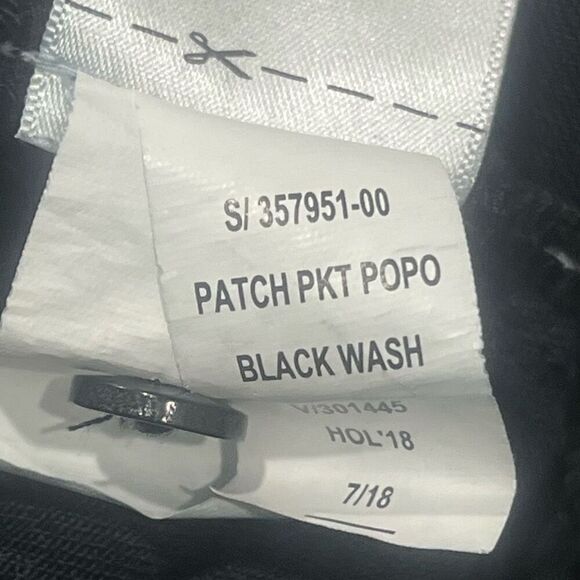 GAP Black Wash Denim Ling Sleeve Snap Button Front Cotton Dress Front & Side Poc - Picture 6 of 6